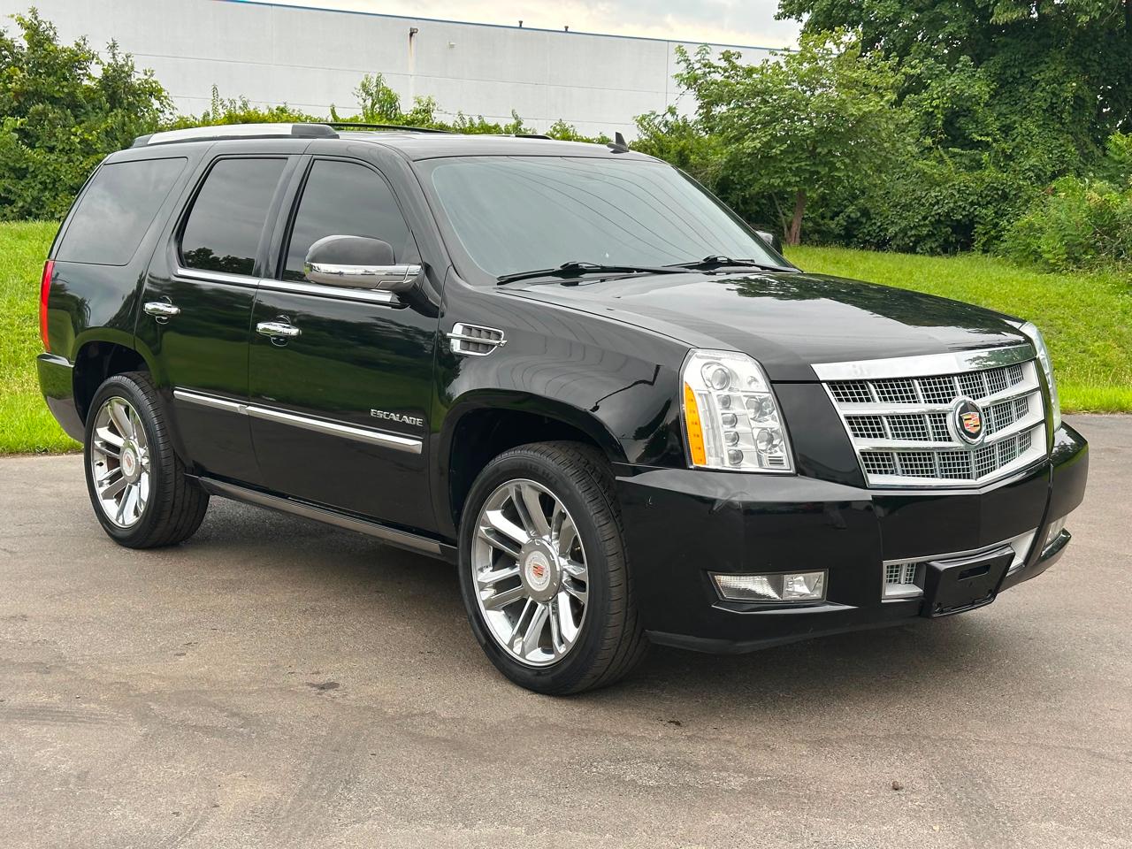 Cadillac Escalade AWD 4dr Platinum Edition 2013