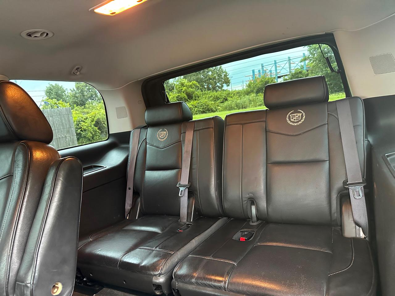 Cadillac Escalade AWD 4dr Platinum Edition 2013