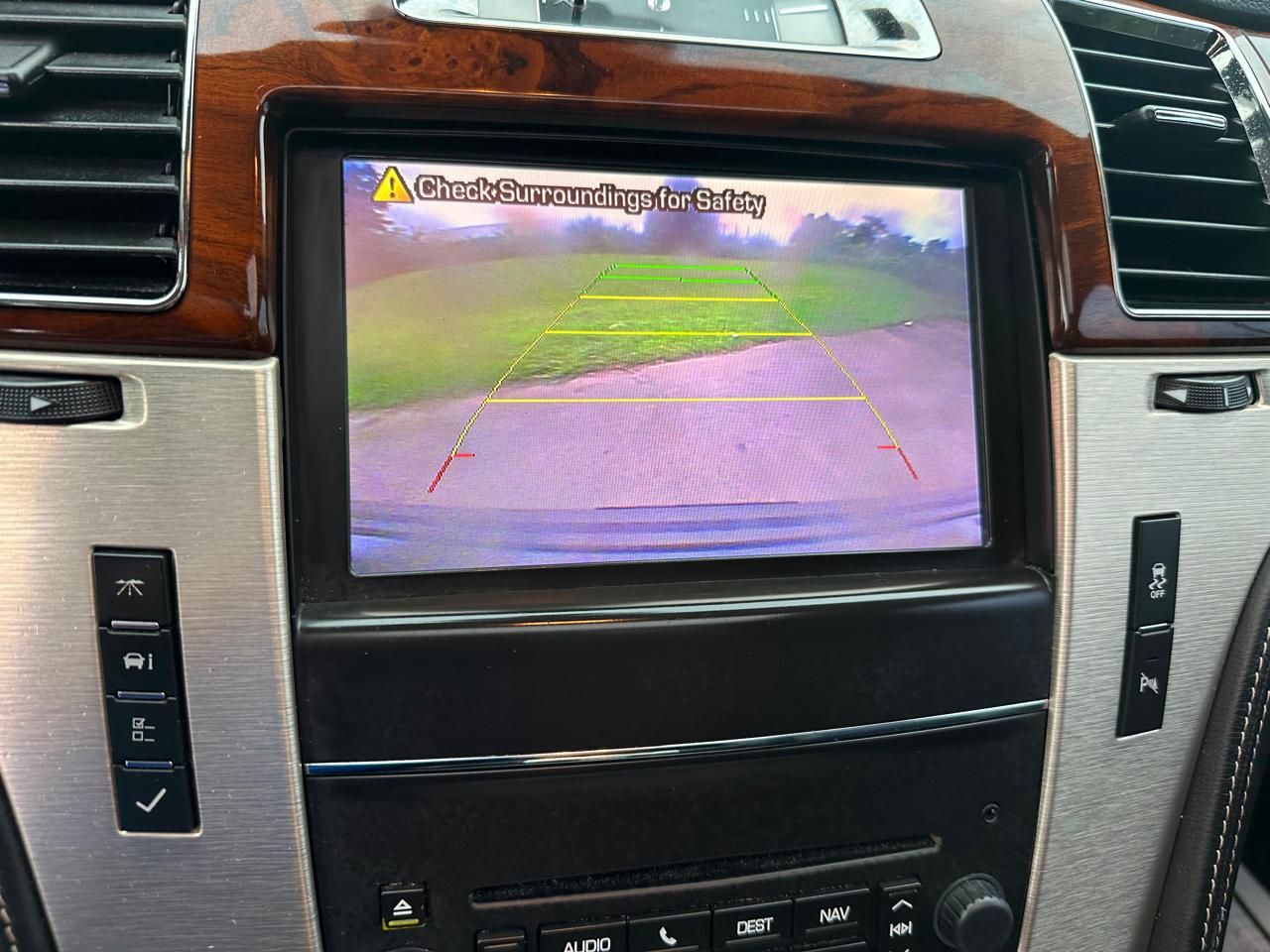 Cadillac Escalade AWD 4dr Platinum Edition 2013