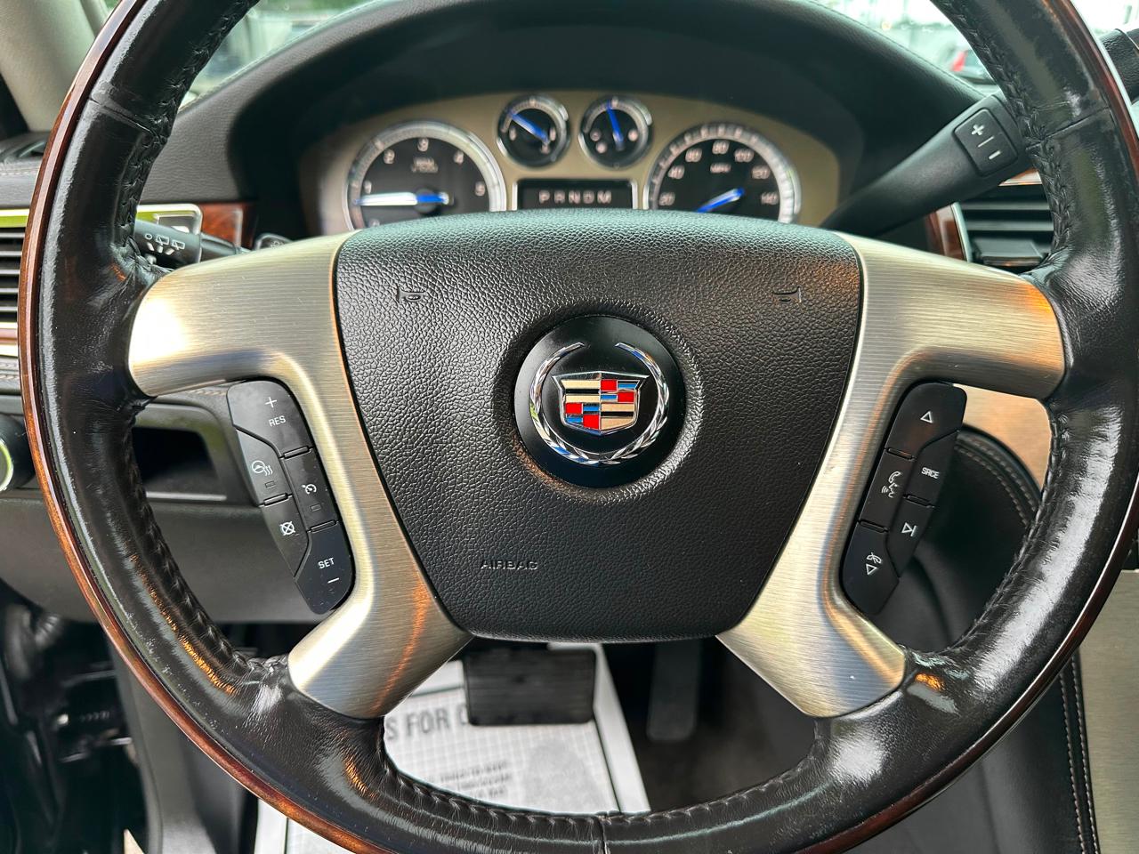 Cadillac Escalade AWD 4dr Platinum Edition 2013