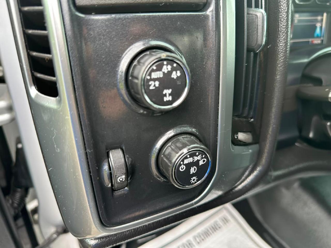 Chevrolet Silverado 1500 4WD Double Cab 143.5" LT w/2LT 2014