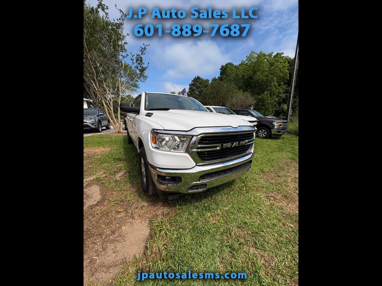 2020 RAM 1500 Big Horn/Lone Star 4x4 Crew Cab 5'7's photo