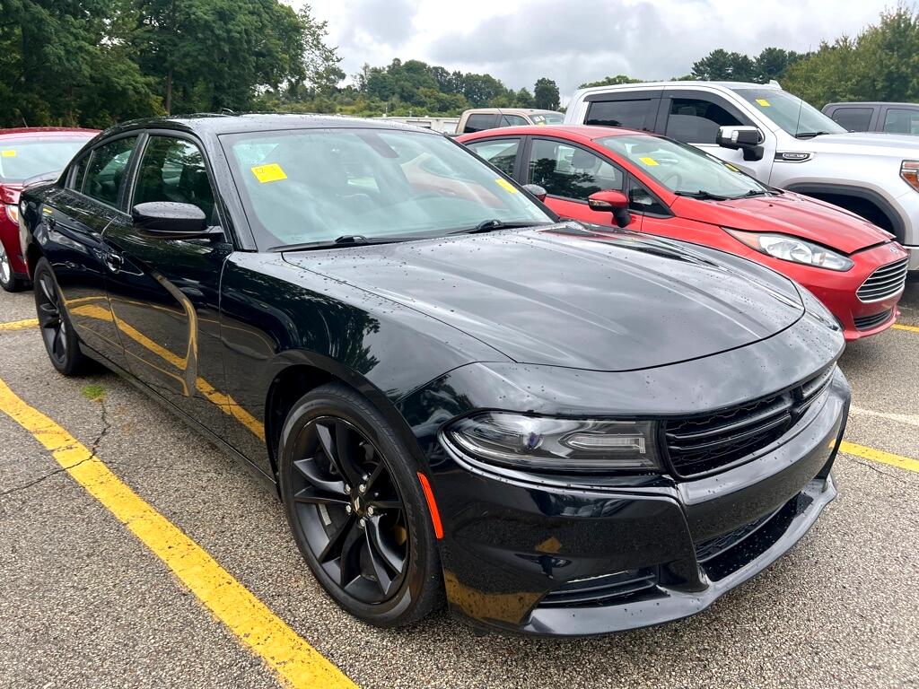 2018 Dodge Charger SXT Plus photo 3