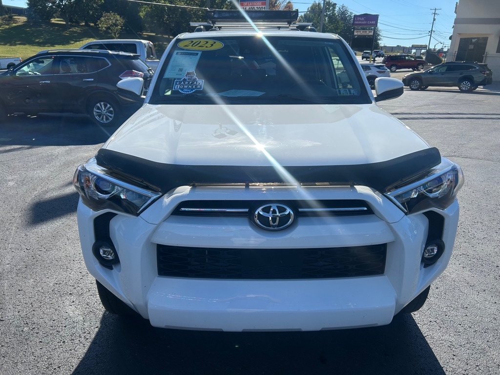 2023 Toyota 4Runner SR5 4WD photo 2