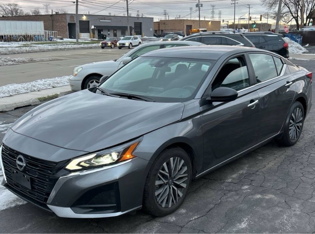 2025 Nissan Altima SV