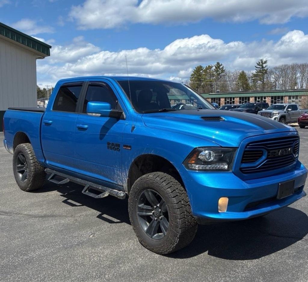 2018 RAM 1500 Sport 4x4 Crew Cab 5'7's photo