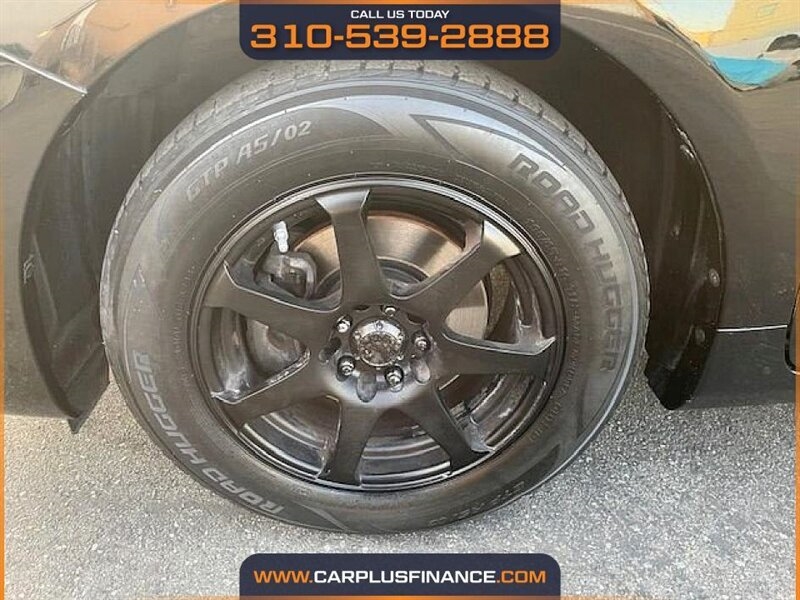 Toyota Corolla LE 4-Speed AT 2011