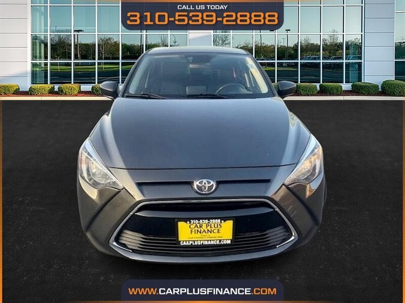 Toyota Yaris iA 6A 2017