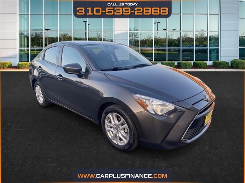 Toyota Yaris iA 6A 2017