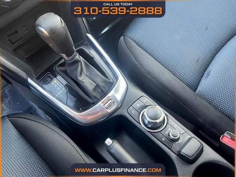 Toyota Yaris iA 6A 2017