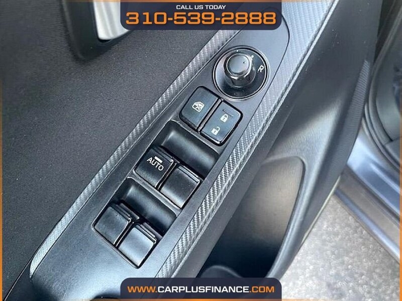 Toyota Yaris iA 6A 2017