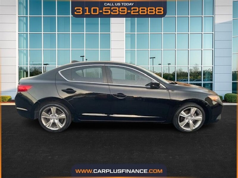 Acura ILX 5-Spd AT 2015