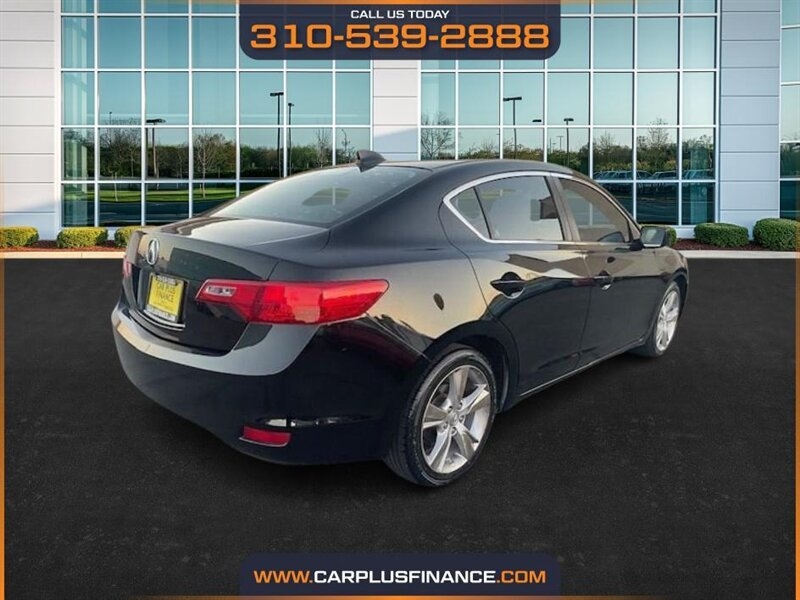 Acura ILX 5-Spd AT 2015