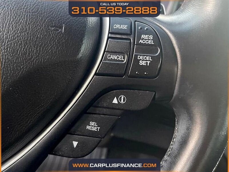 Acura ILX 5-Spd AT 2015