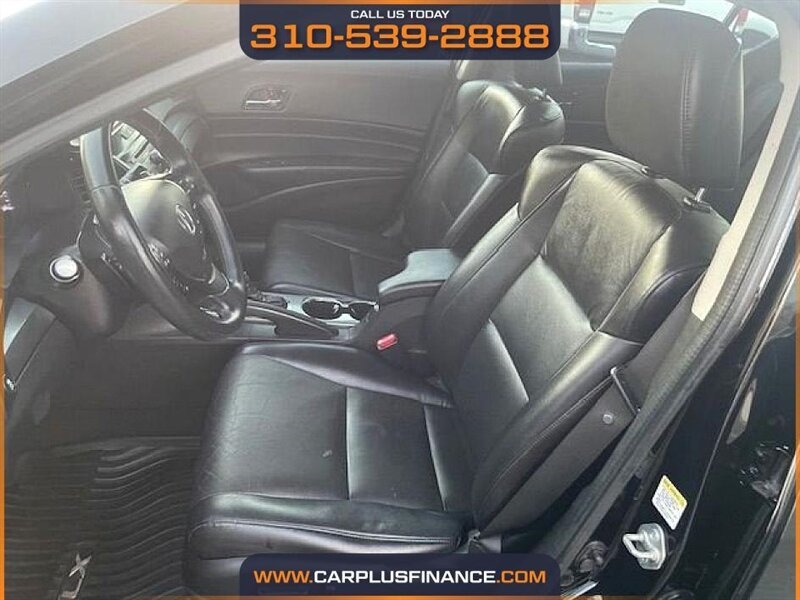 Acura ILX 5-Spd AT 2015