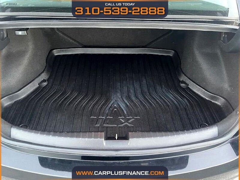 Acura ILX 5-Spd AT 2015