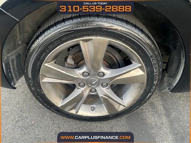 Acura ILX 5-Spd AT 2015