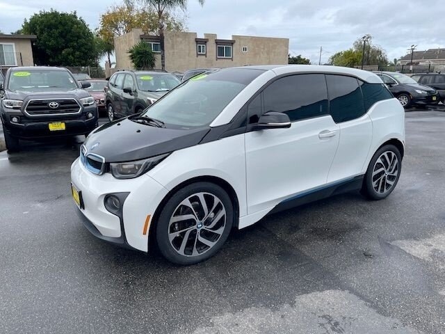 2017 BMW i3 Base's photo