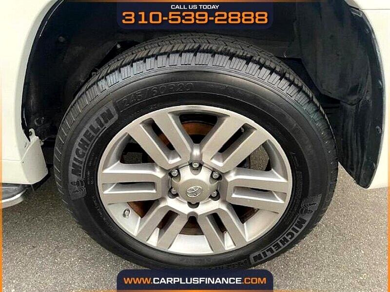 Toyota 4Runner Limited 2WD V6 2010