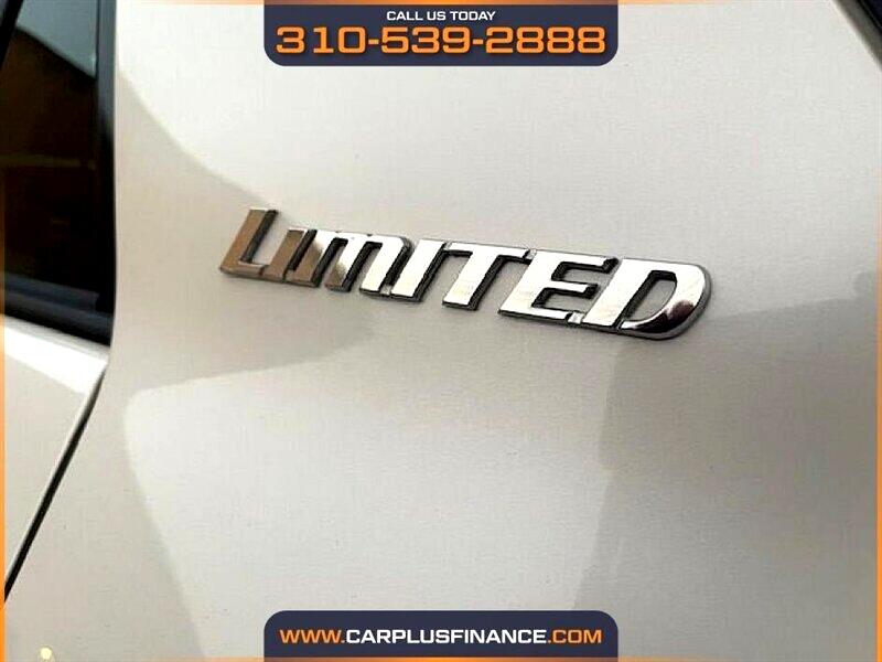 Toyota 4Runner Limited 2WD V6 2010