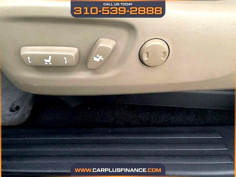 Toyota 4Runner Limited 2WD V6 2010