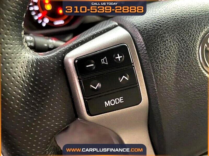 Toyota 4Runner Limited 2WD V6 2010