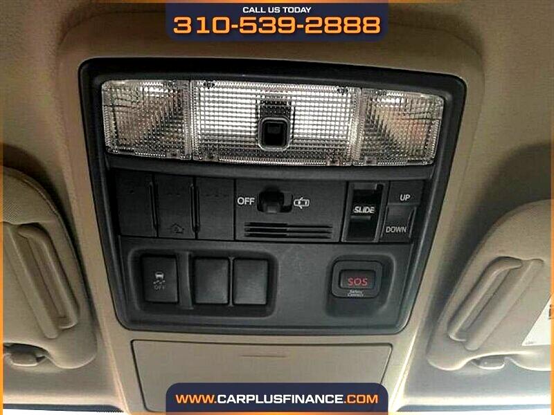 Toyota 4Runner Limited 2WD V6 2010