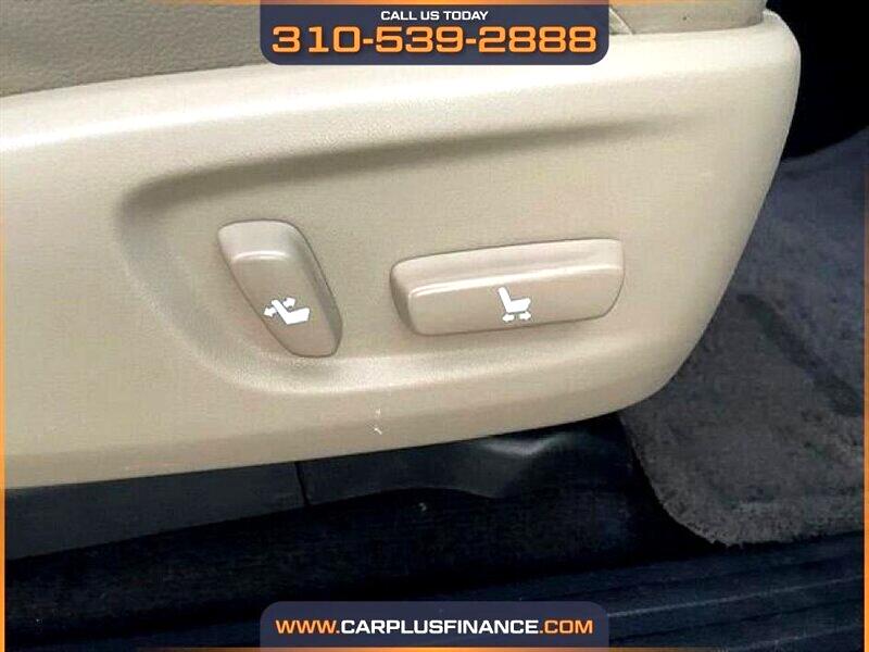 Toyota 4Runner Limited 2WD V6 2010