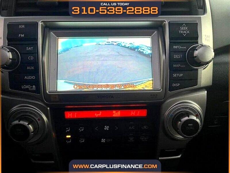 Toyota 4Runner Limited 2WD V6 2010