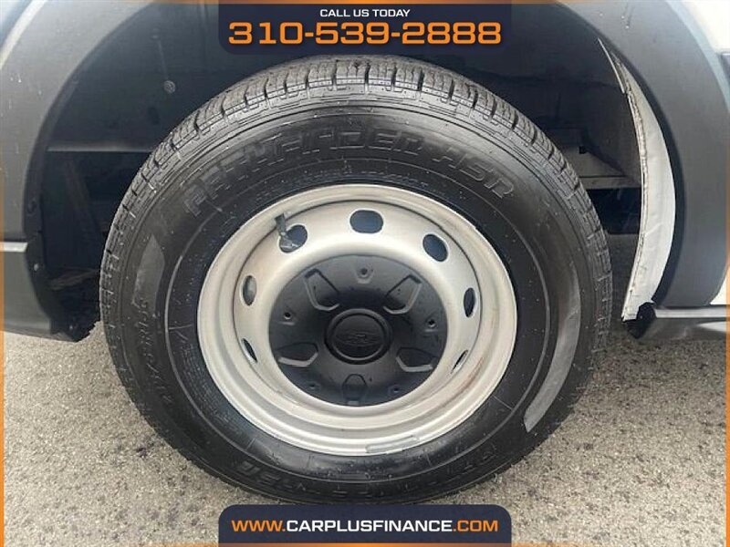 Ford Transit 150 Van Med. Roof w/Sliding Pass. 130-in. WB 2022