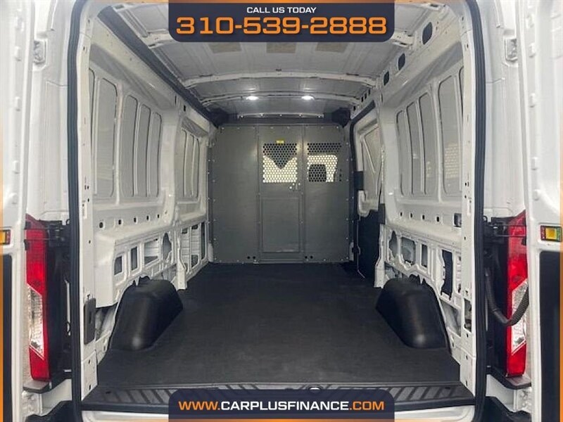 Ford Transit 150 Van Med. Roof w/Sliding Pass. 130-in. WB 2022