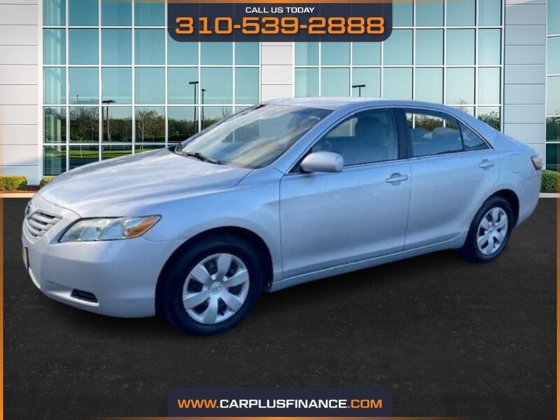 2009 Toyota Camry LE's photo