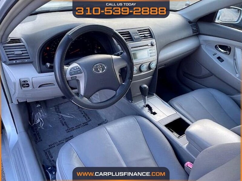 Toyota Camry LE 5-Spd AT 2009