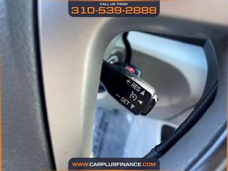 Toyota Camry LE 5-Spd AT 2009