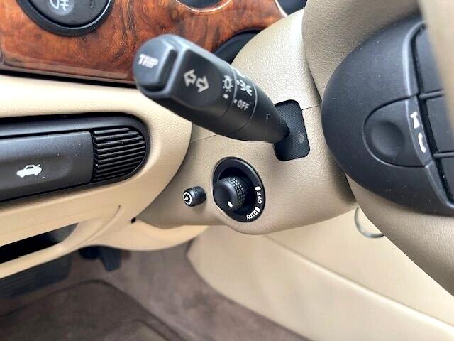 Jaguar XJ-Series Vanden Plas 2001