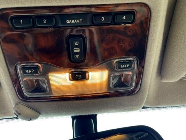 Jaguar XJ-Series Vanden Plas 2001