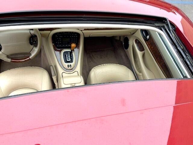 Jaguar XJ-Series Vanden Plas 2001