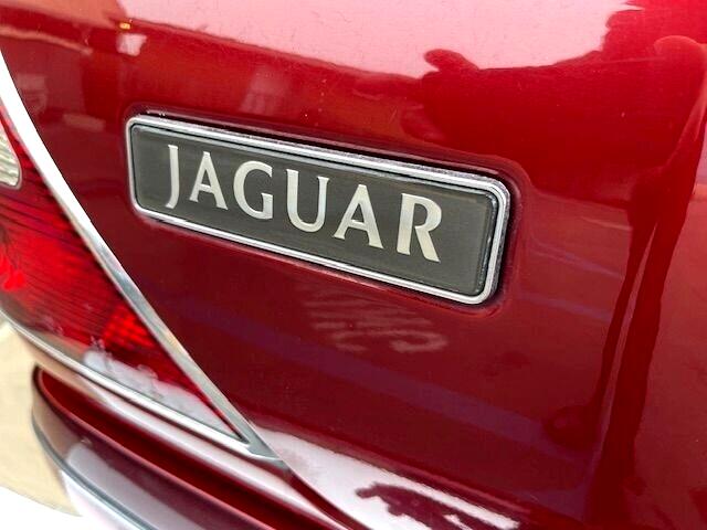 Jaguar XJ-Series Vanden Plas 2001