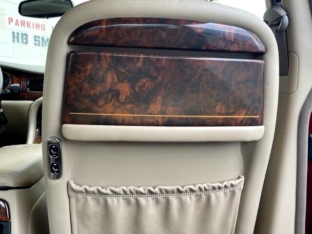 Jaguar XJ-Series Vanden Plas 2001