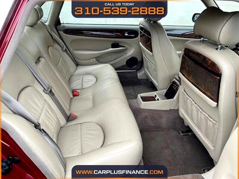 Jaguar XJ-Series Vanden Plas 2001