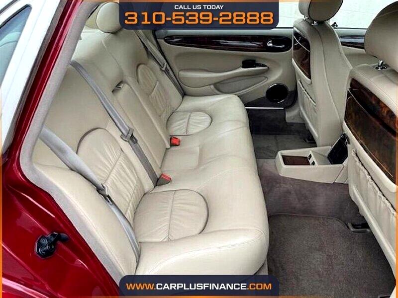 Jaguar XJ-Series Vanden Plas 2001