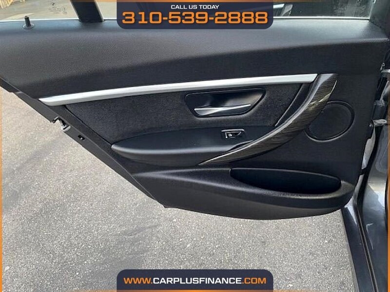 BMW 3-Series 330i SULEV Sedan 2018