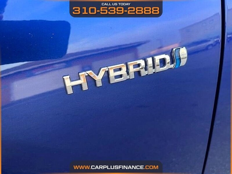 Toyota Prius Two Eco 2017