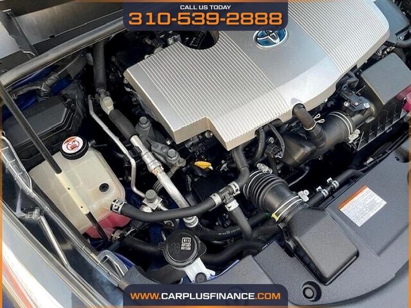 Toyota Prius Two Eco 2017