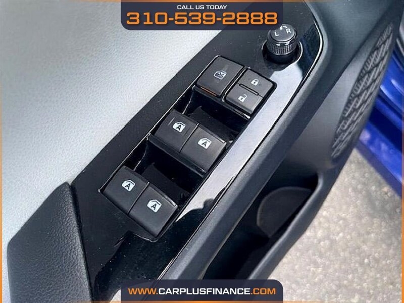 Toyota Prius Two Eco 2017