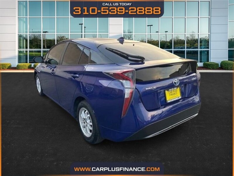 Toyota Prius Two Eco 2017