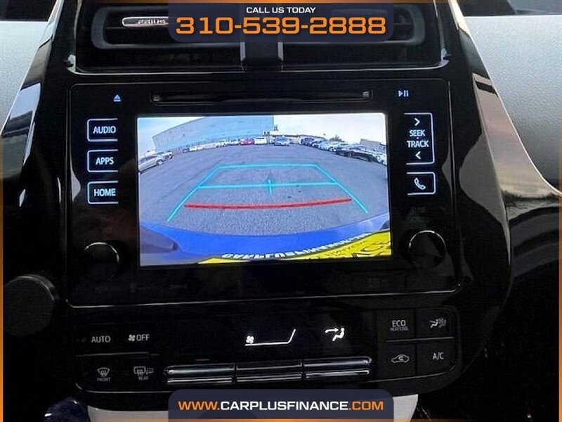 Toyota Prius Two Eco 2017