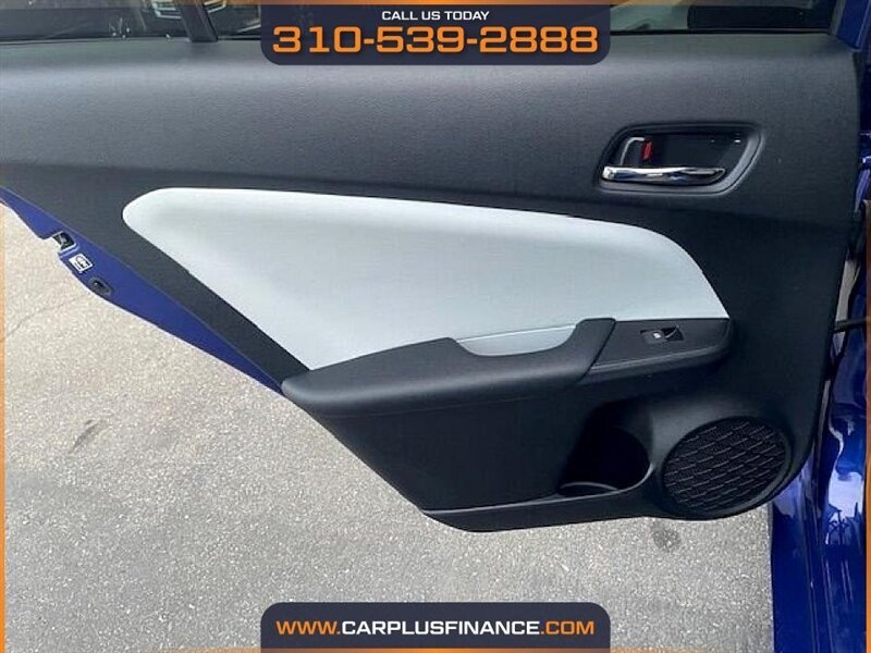 Toyota Prius Two Eco 2017