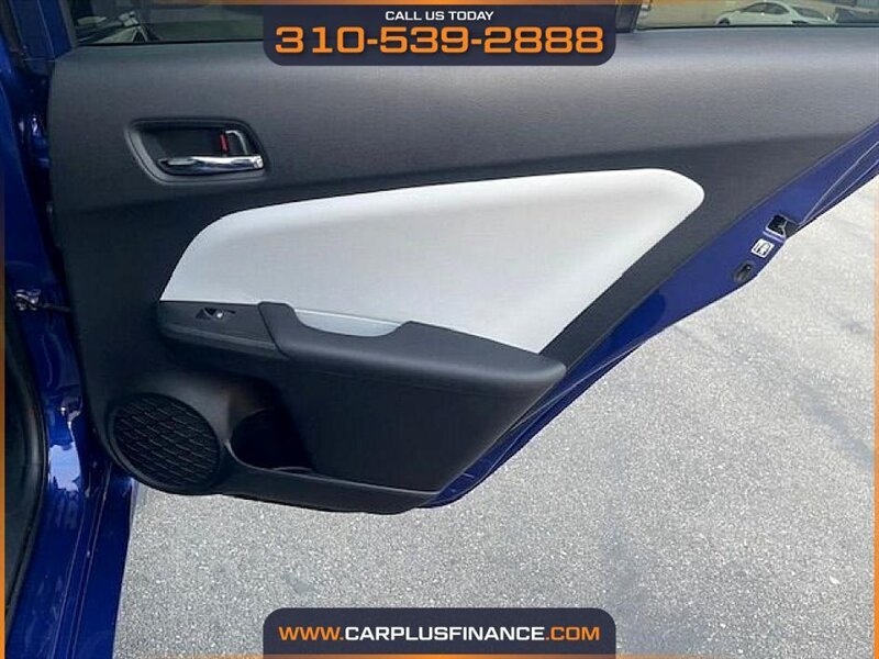 Toyota Prius Two Eco 2017