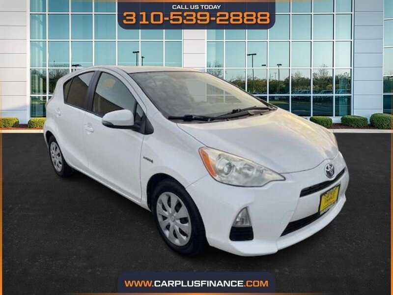 Toyota Prius c One 2013